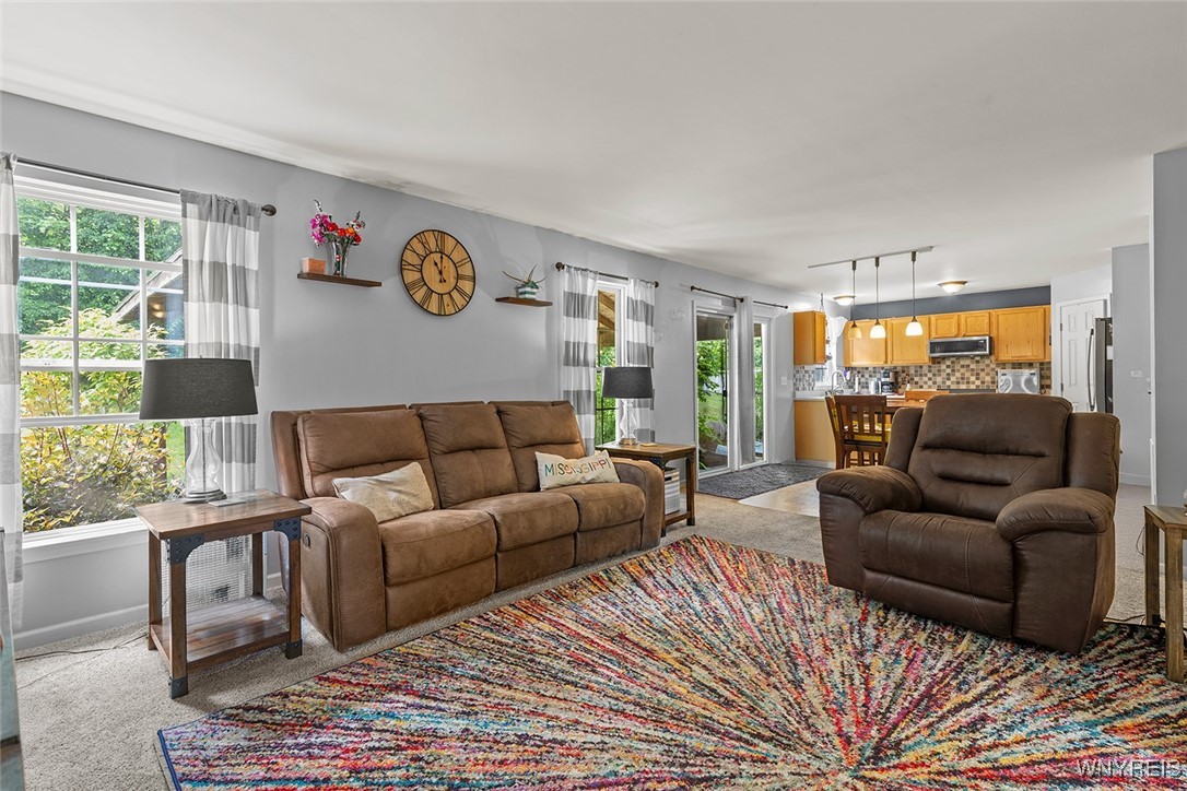 photo 4 : 2192 Fox Chase Road, Hamburg NY 14085