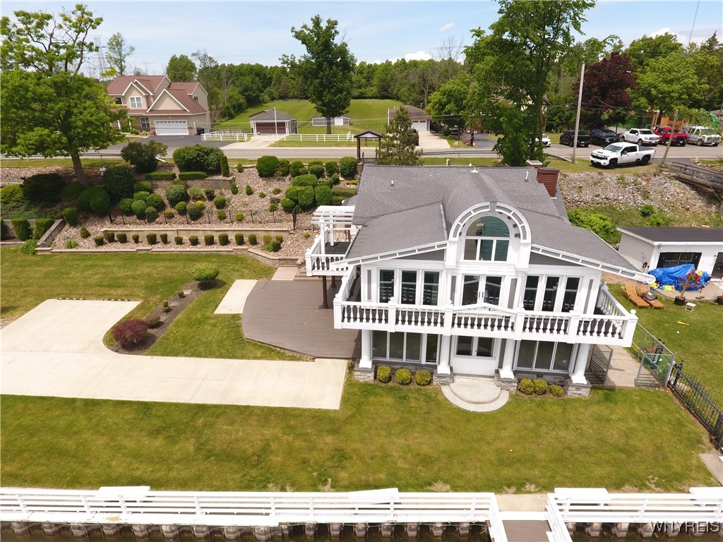 photo undefined: 2039 East River Road, Grand Island NY 14072