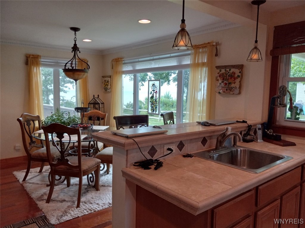 photo undefined: 9802 Shorecliff Road, Evans NY 14006