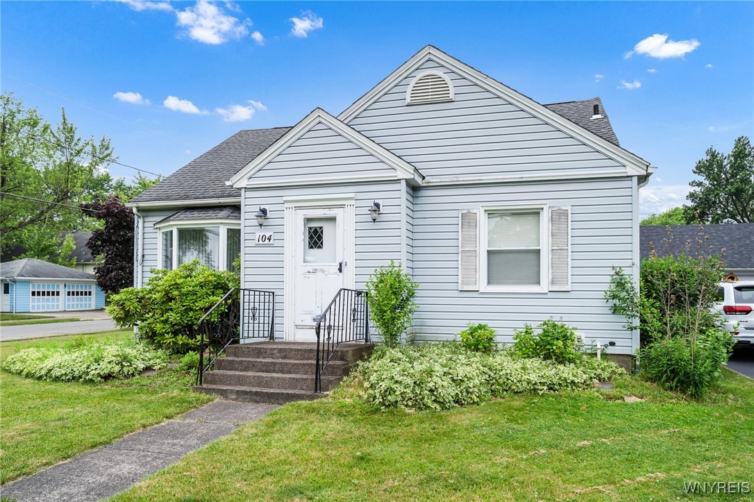 photo 2 : 104 Amsterdam Street, Tonawanda NY 14150
