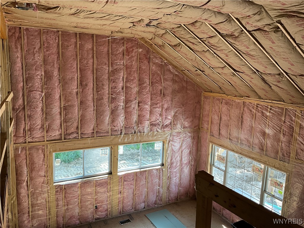 photo 4 : 595 Seneca Road, Evans NY 14006