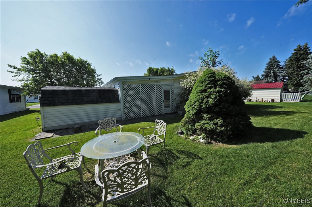 photo undefined: 108 Parkside Circle, Cheektowaga NY 14227