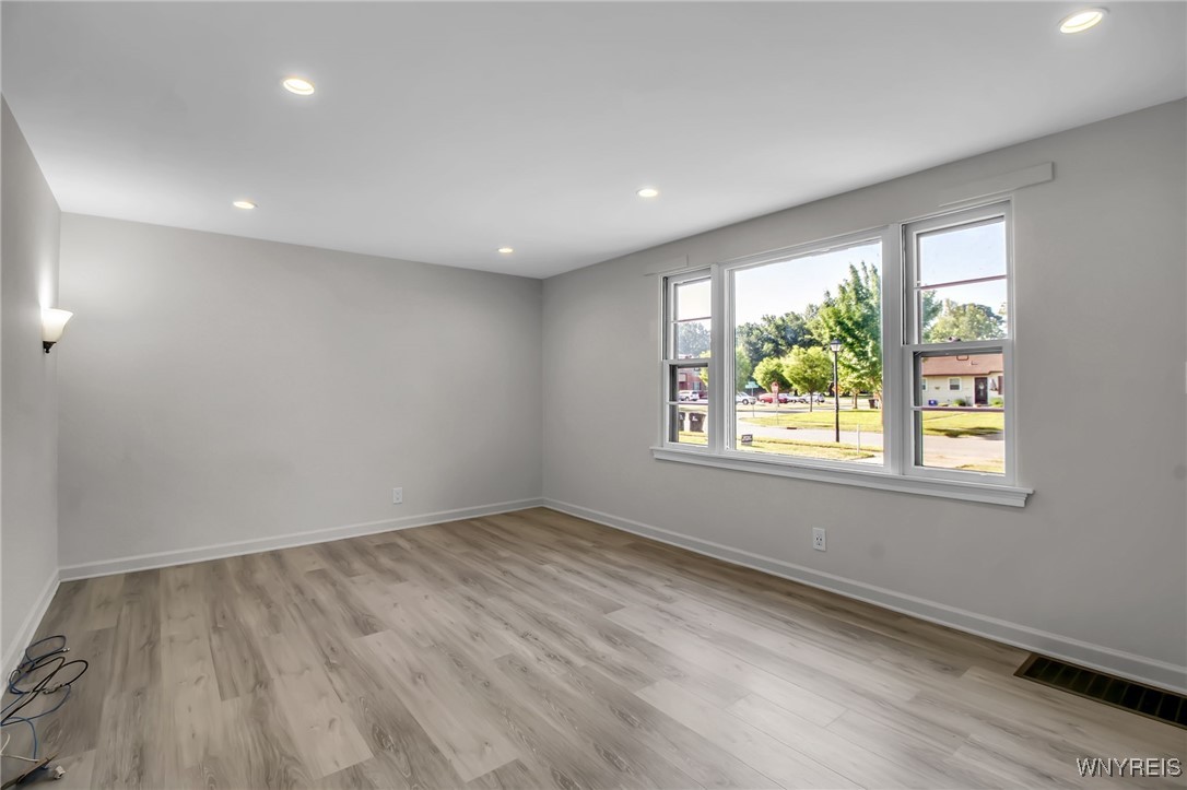 photo 1 : 295 Westchester Boulevard, Tonawanda NY 14217