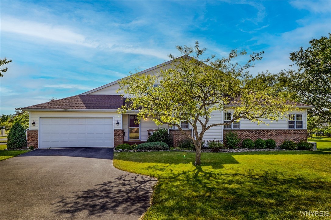 photo undefined: 30 Hastings Drive, Orchard Park NY 14127
