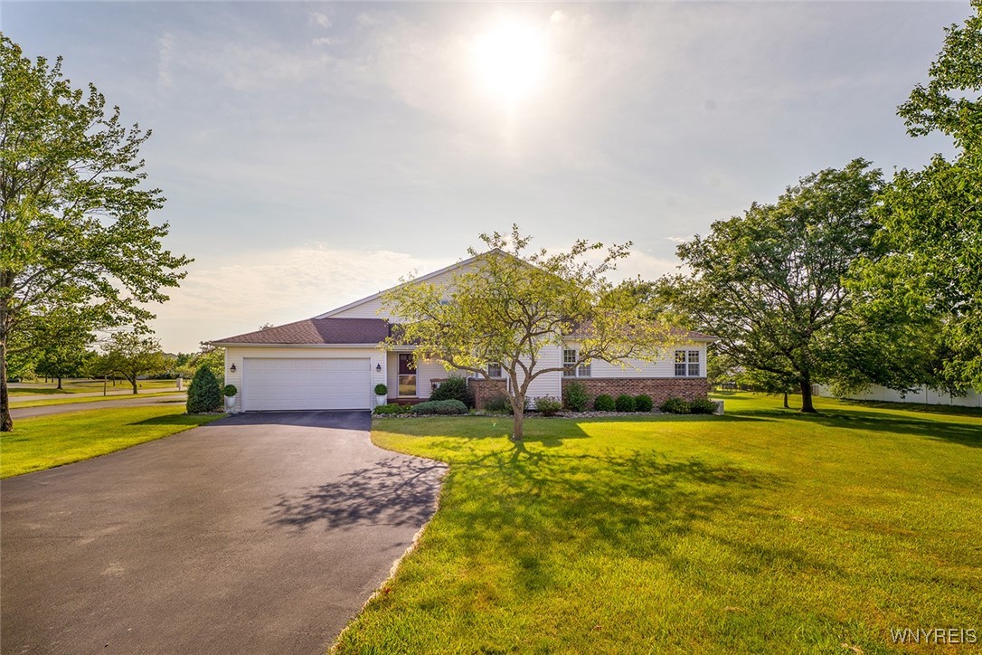 photo undefined: 30 Hastings Drive, Orchard Park NY 14127
