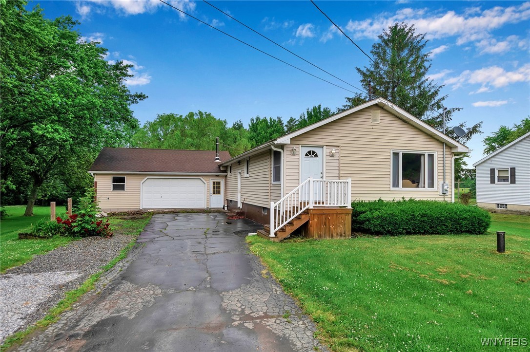 photo undefined: 11914 Clinton Street, Marilla NY 14004