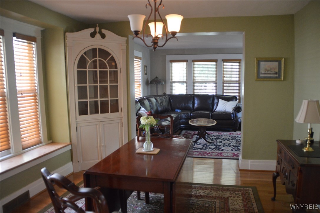 photo 4 : 45 Richfield Road, Amherst NY 14221