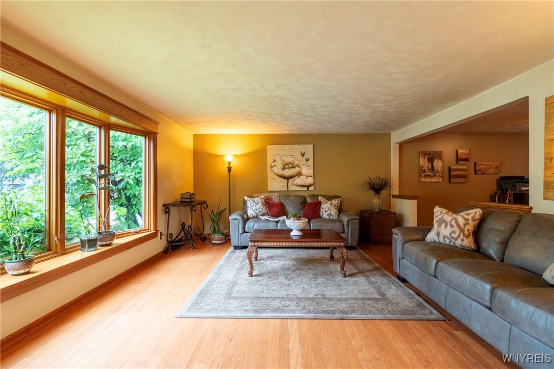 photo 2 : 55 Twilight Lane, Amherst NY 14051