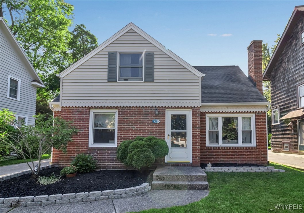 photo 0: 61 Chateau East, Amherst NY 14226