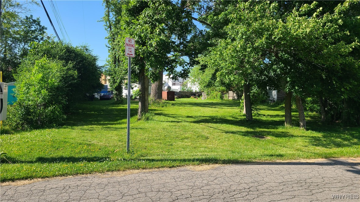 photo undefined: Vacant Land Morgan Parkway, Hamburg NY 14075