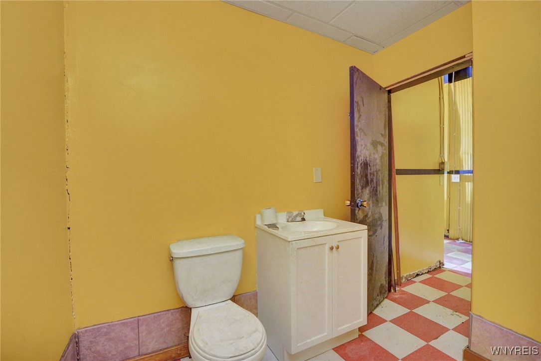 photo undefined: 2107 Main Street, Niagara Falls NY 14305