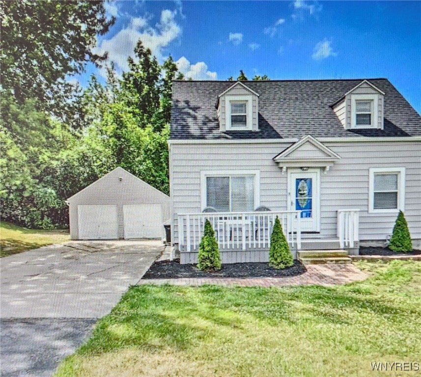 photo undefined: 5113 Lake Avenue, Orchard Park NY 14127