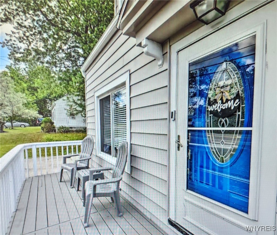 photo 2 : 5113 Lake Avenue, Orchard Park NY 14127