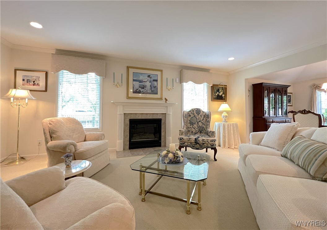 photo 4 : 39 Wickendon Court, Amherst NY 14221