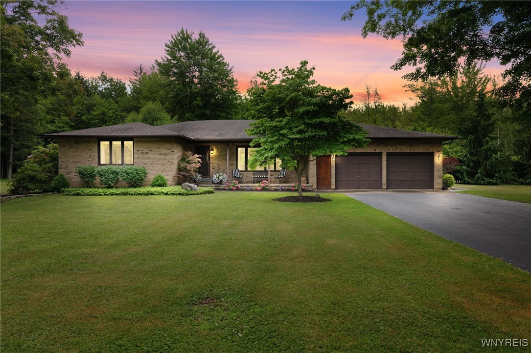 photo S6PXJBhYmSnddcPe6NY5X0SM2oGGkA0IjbgQ: 1575 Overhead Road, Evans NY 14047