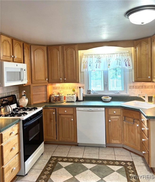 photo 4 : 80 Jeffrey Drive, Amherst NY 14228