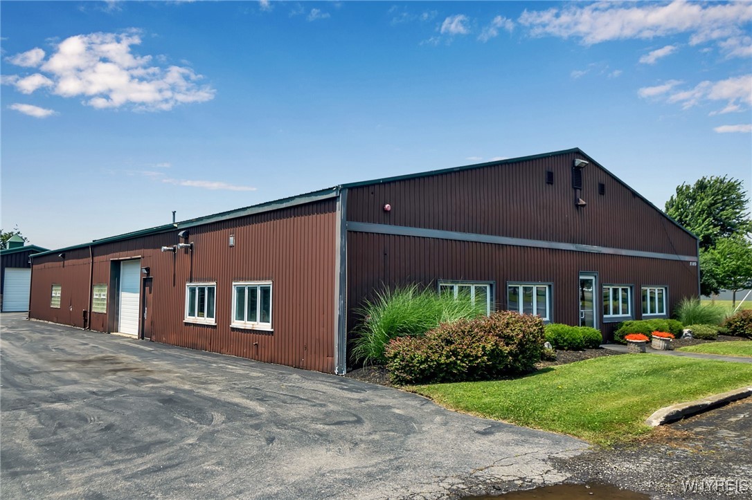 photo undefined: 7120 Seneca Street, Elma NY 14059