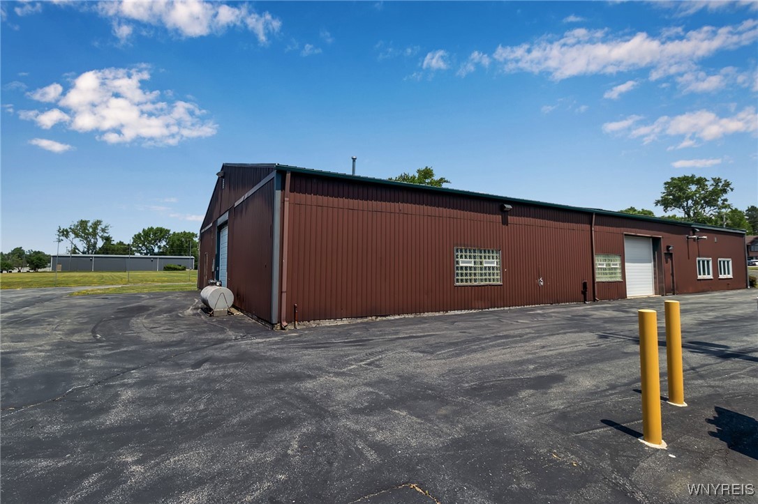 photo 4 : 7120 Seneca Street, Elma NY 14059