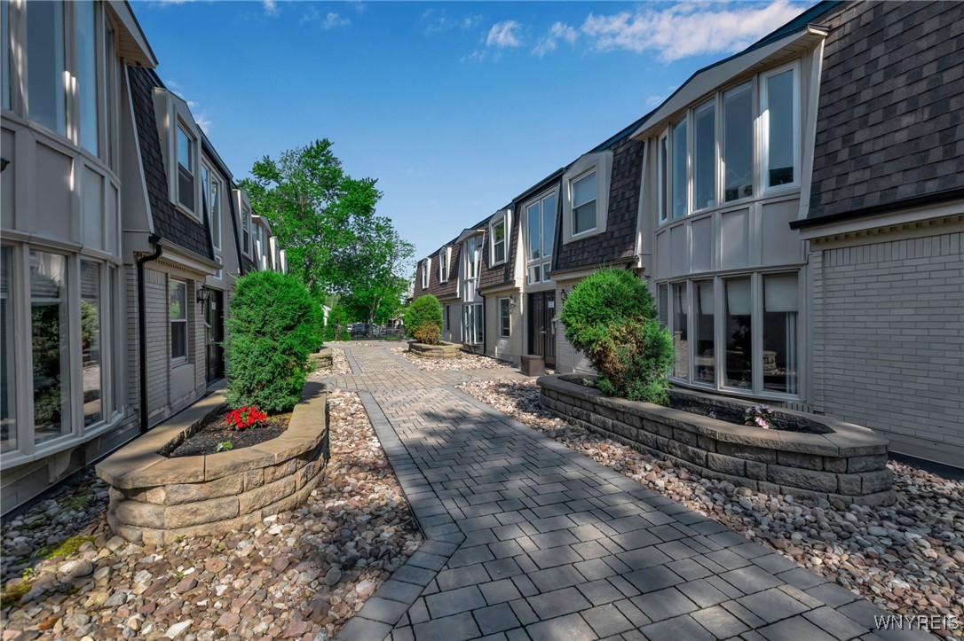 photo undefined: 32 Bernhardt Drive 5, Amherst NY 14226