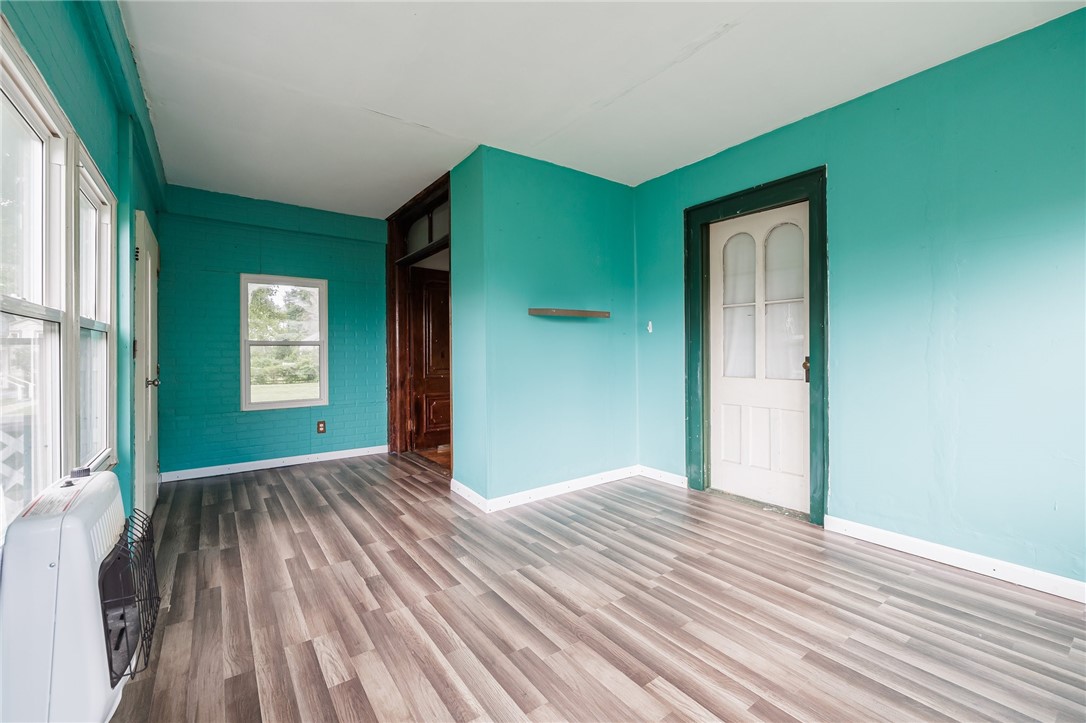 photo 4 : 140 Hook Road, Farmington NY 14425