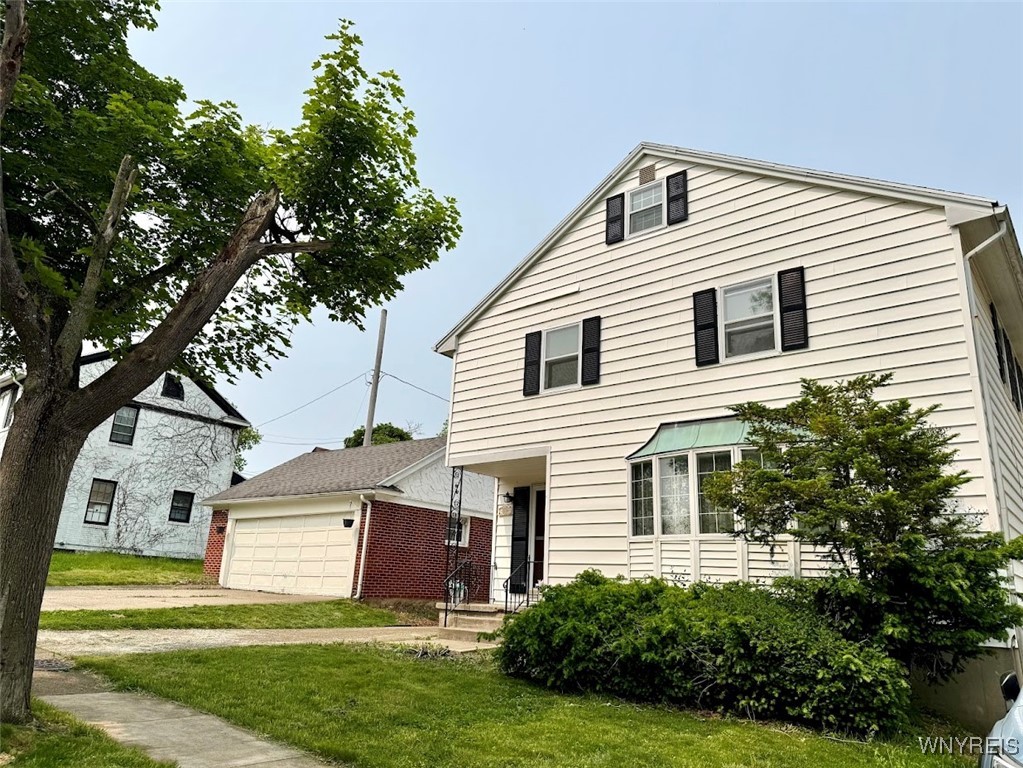photo 2 : 80 Capen Boulevard, Amherst NY 14226