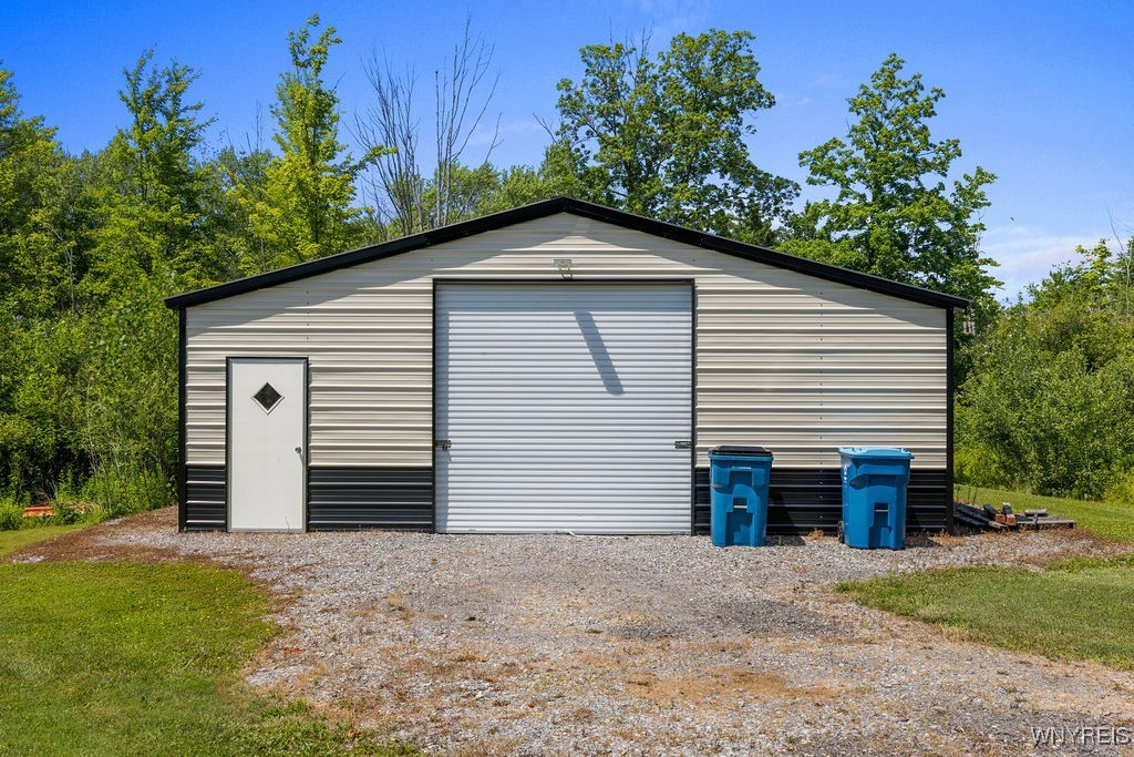 photo 3 : 9184 Newcomb Road, Evans NY 14006
