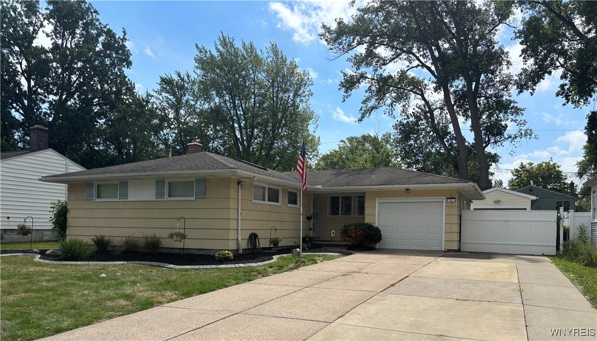 photo undefined: 65 Sweet Briar Road, Tonawanda NY 14150