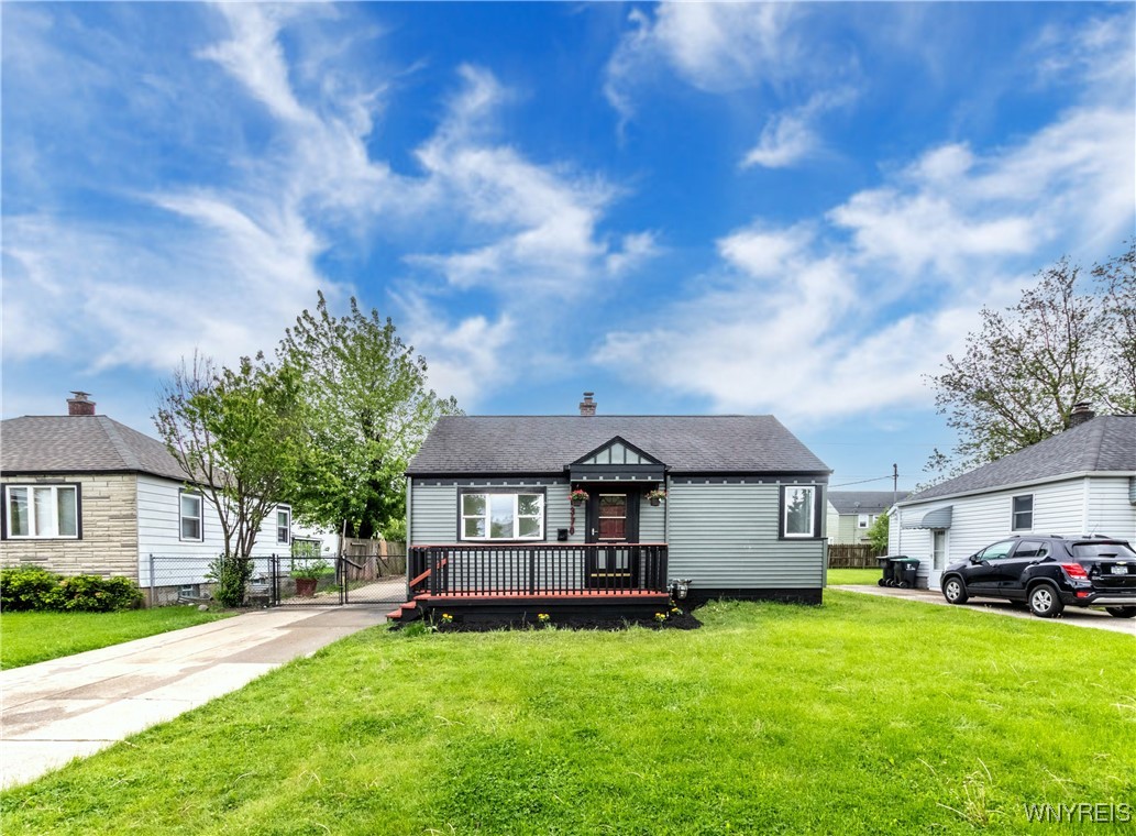 photo undefined: 370 West Girard Boulevard, Tonawanda NY 14217