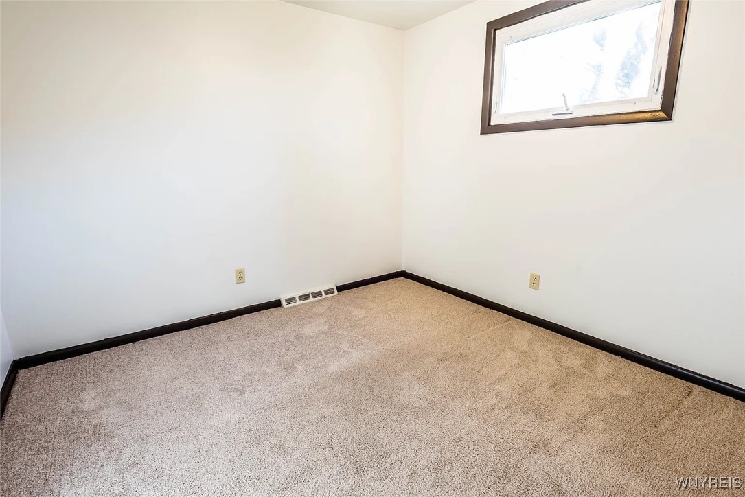 photo 4 : 111 Sunshine Drive, Amherst NY 14222