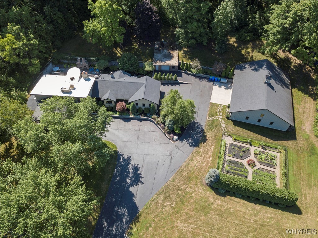 photo undefined: 1650 Ridge Road, Lewiston NY 14092