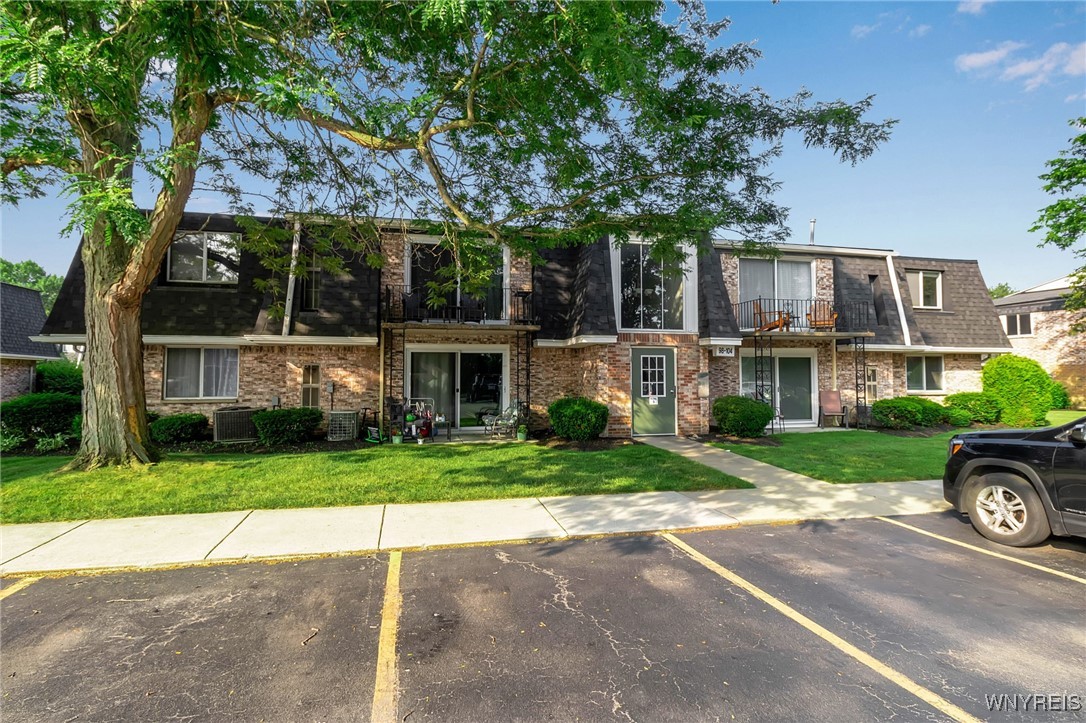 photo undefined: 104 Foxberry Drive, Amherst NY 14068