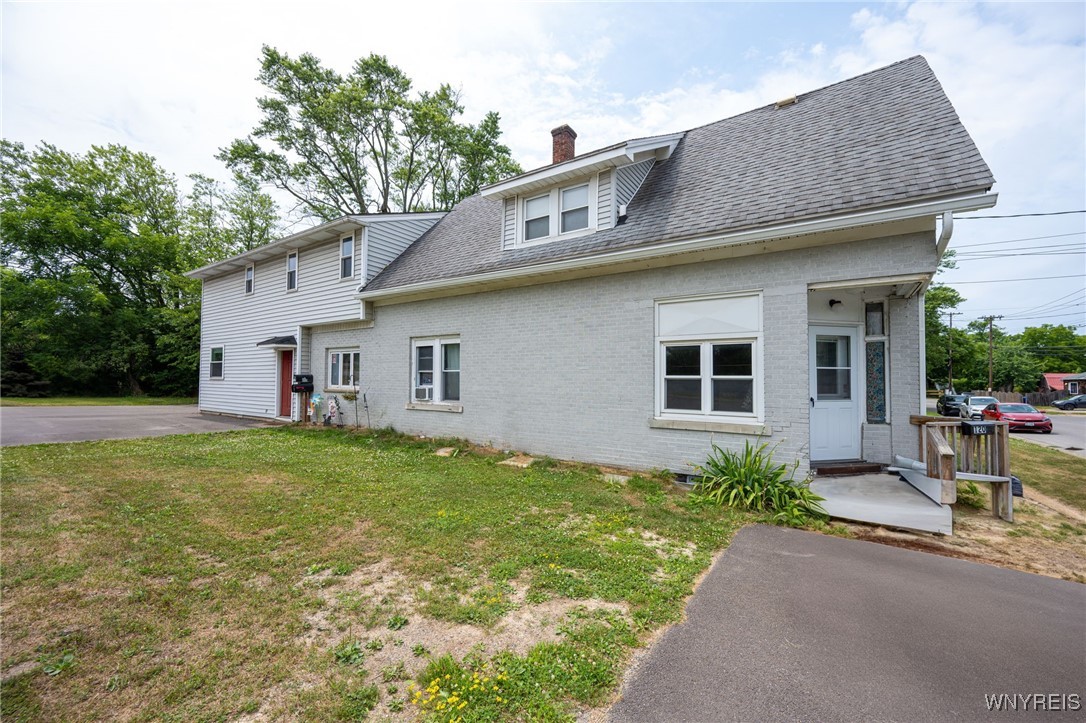 photo undefined: 120 Maple Avenue, Hamburg NY 14219
