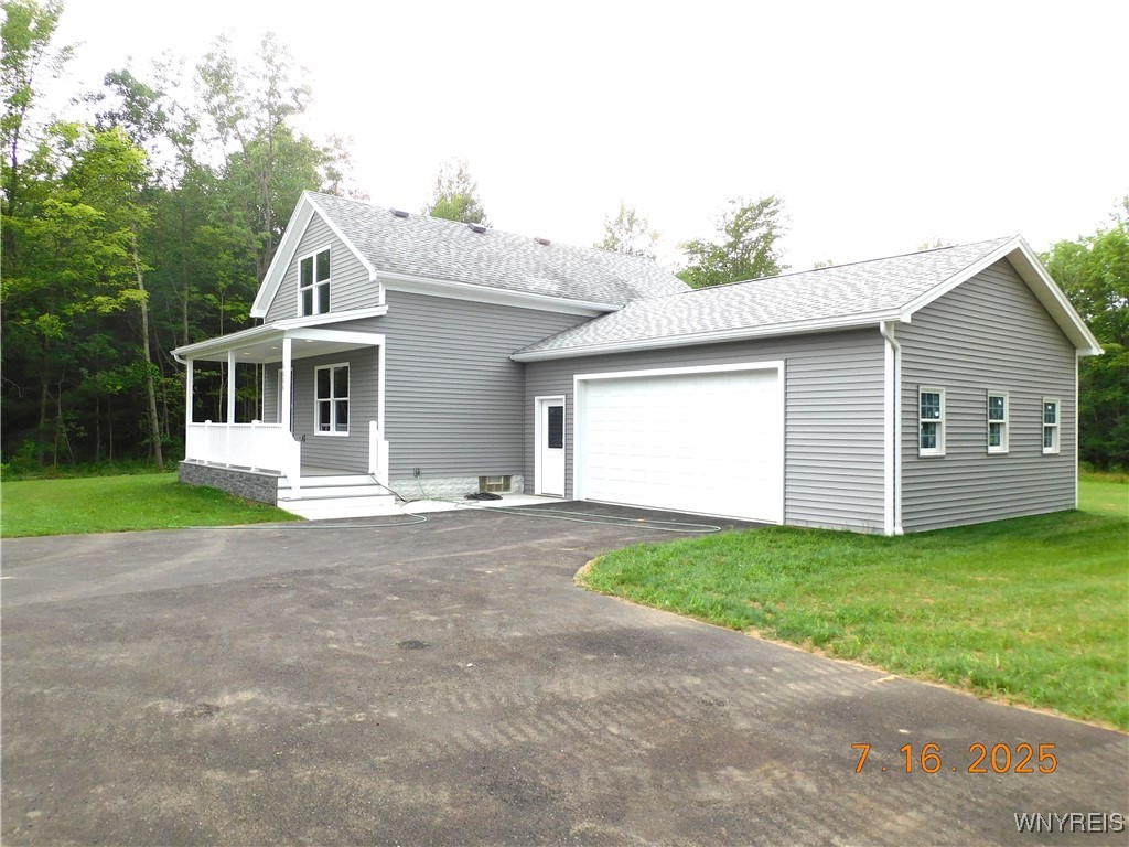 photo 2 : 6688 Southwestern Boulevard, Hamburg NY 14085
