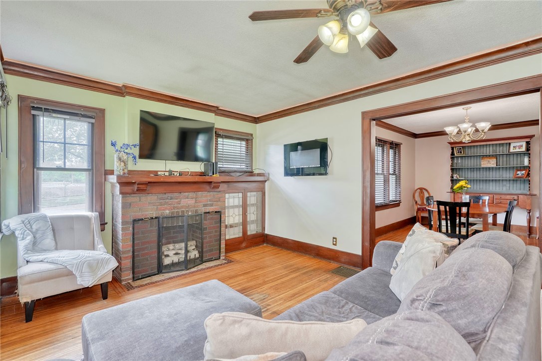 photo 4 : 440 Genesee Park Boulevard, Rochester NY 14619