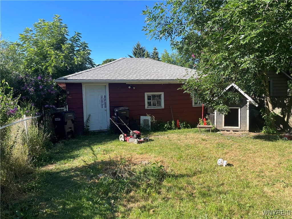 photo undefined: 2215 La Salle Avenue, Niagara Falls NY 14301