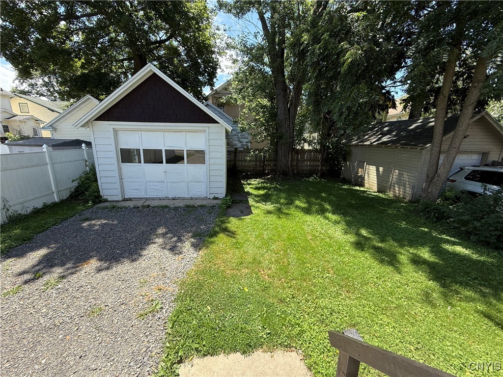 photo 4 : 101 Barton Street, Utica NY 13502