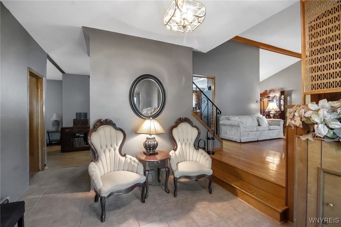 photo 3 : 4 Macarthur Drive, Amherst NY 14221