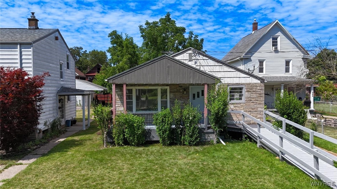 photo undefined: 1962 Falls Street, Niagara Falls NY 14303