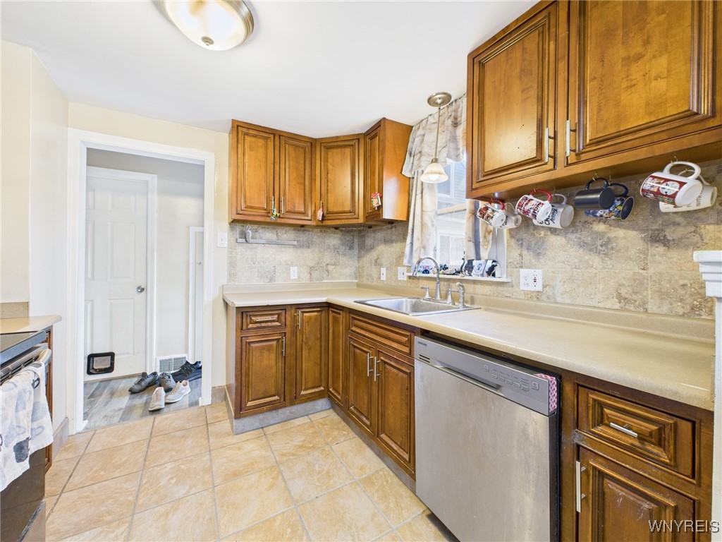 photo 2 : 432 Rosedale Boulevard, Amherst NY 14226