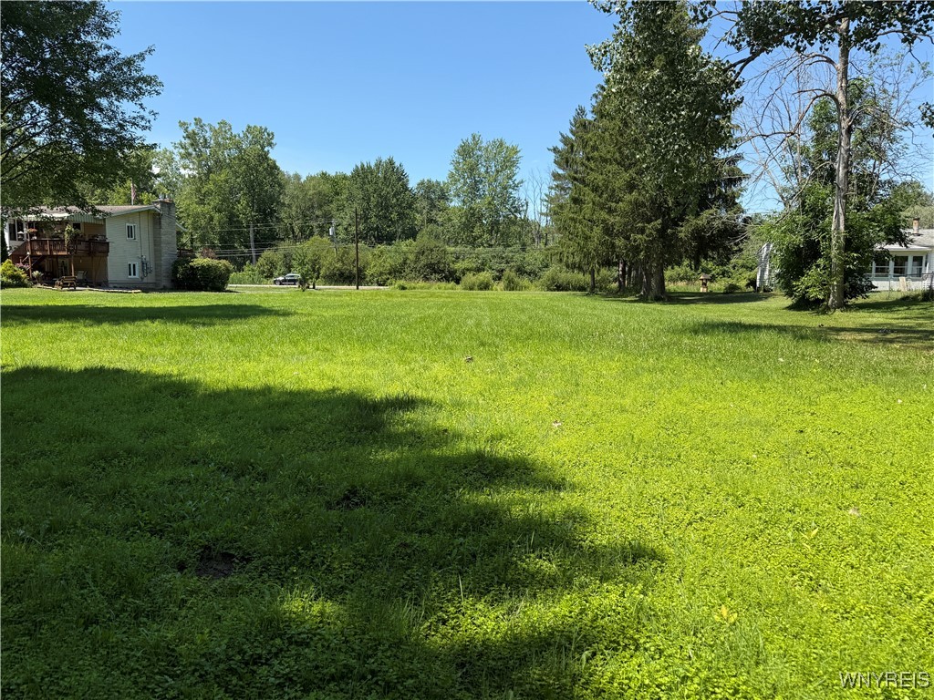 photo 3 : 1325 New Road, Amherst NY 14228