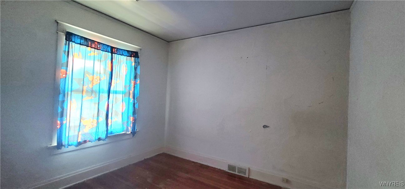 photo undefined: 412 17th Street, Niagara Falls NY 14303