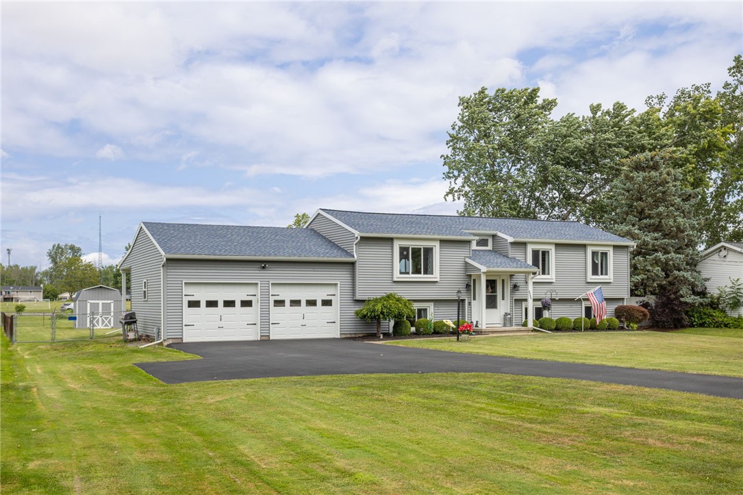 photo 0: 2782 Roosevelt Highway, Hamlin NY 14464