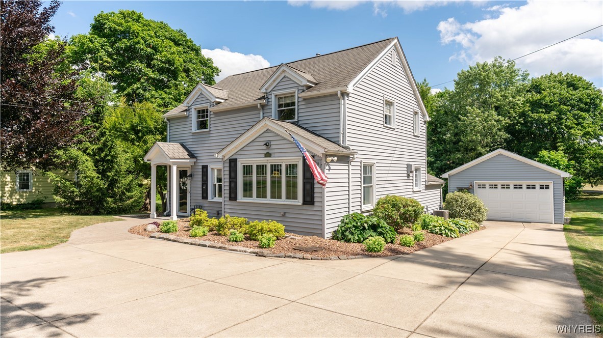 photo 1 : 4479 Clark Street, Hamburg NY 14075