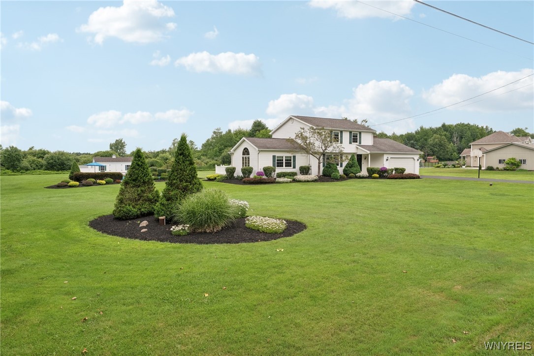 photo 2 : 10120 Partridge Rd, Colden NY 14080