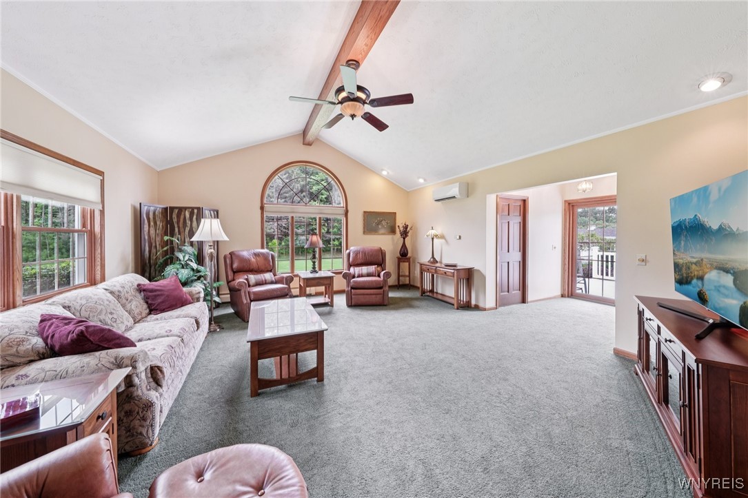 photo 4 : 10120 Partridge Rd, Colden NY 14080