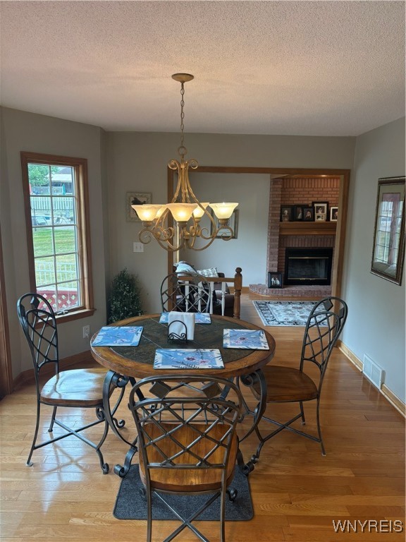 photo 4 : 27 Rolling Woods Lane, West Seneca NY 14224