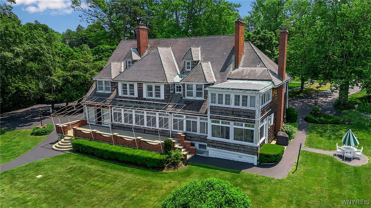 photo undefined: 6100 Old Lake Shore Road, Hamburg NY 14085