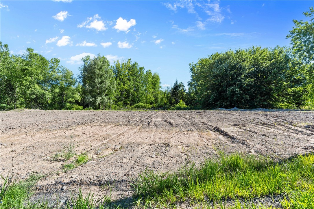 photo 4 : LOT 1 - 2244 Ridge Road, Ontario NY 14519