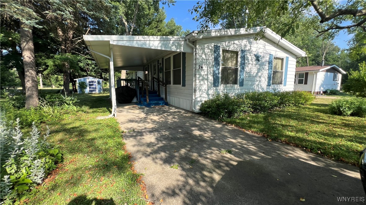 photo undefined: 24 Maple Avenue, Alden NY 14004