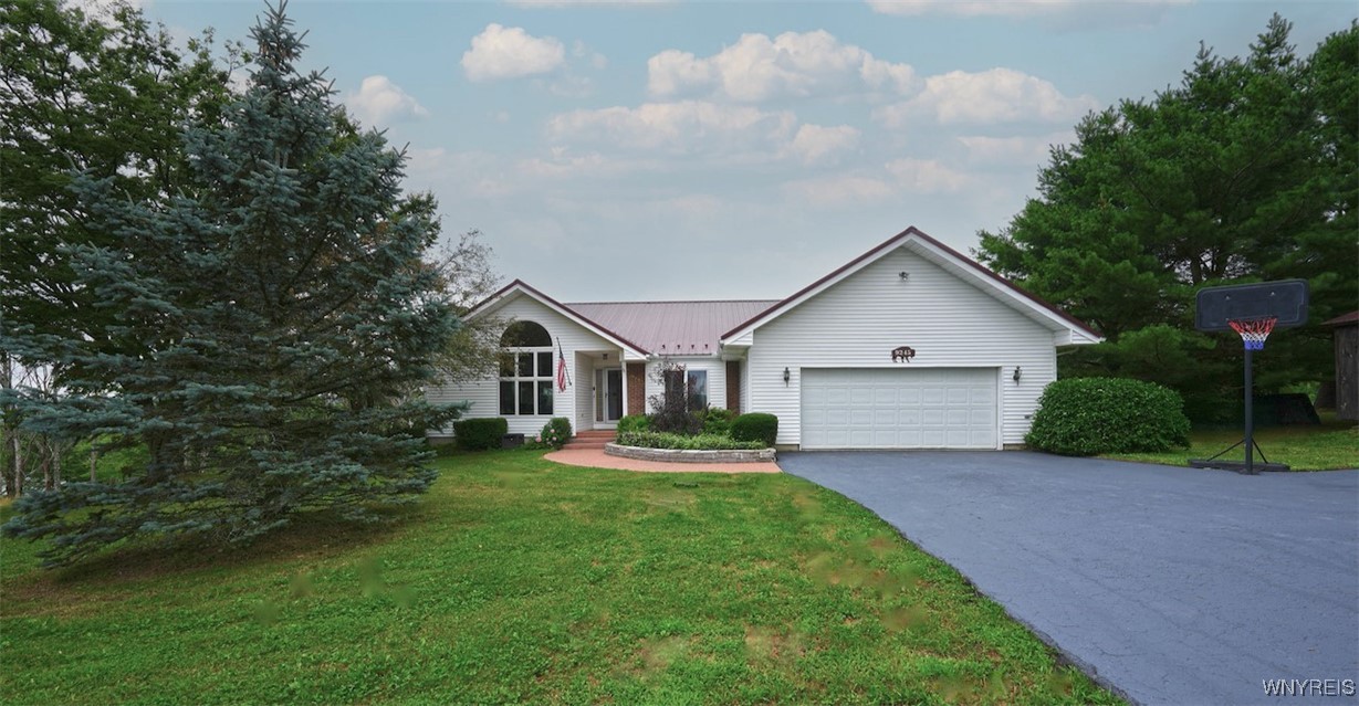 photo 0: 9245 Cole Road, Boston NY 14025